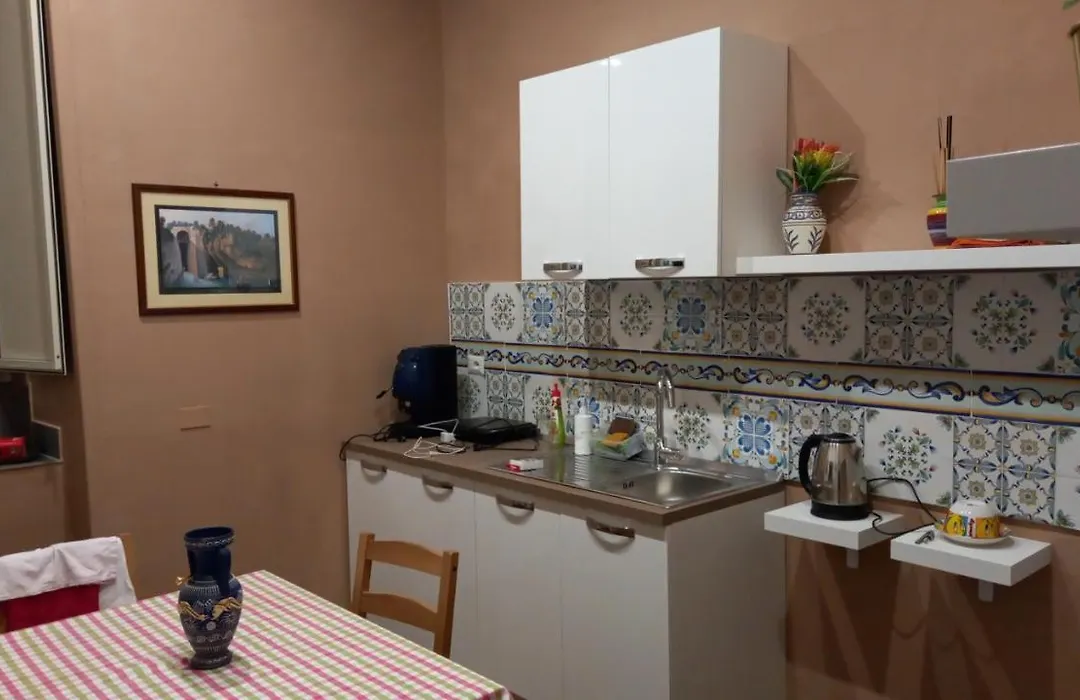 Casa San Biagio 1964 Spaccanapoli-1